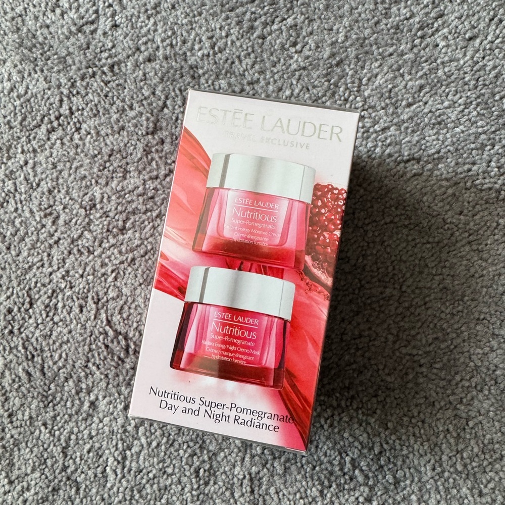 Estée Lauder Nutritious Super-Pomegranate Set